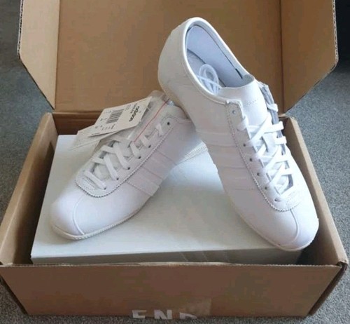 White adidas end paris - white,